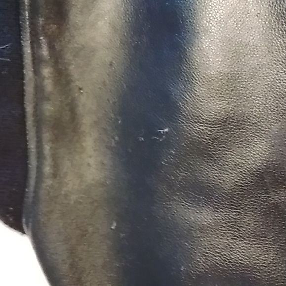 Harley Davidson heavy leather riding jacket. - Picture 7 of 9